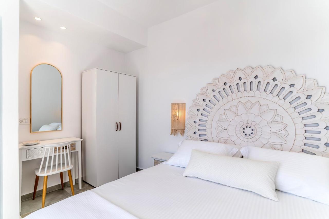 Santorossa Luxury Villas Emporio  Экстерьер фото